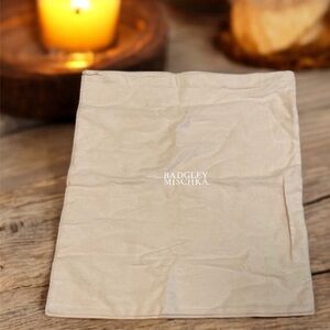 Badgley Mischka Shoe Dust Bag